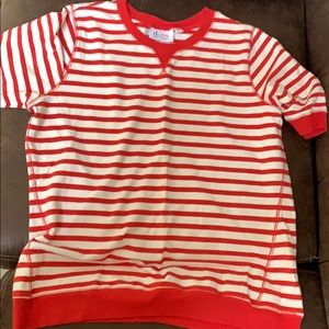 Women's quarter length shirt.